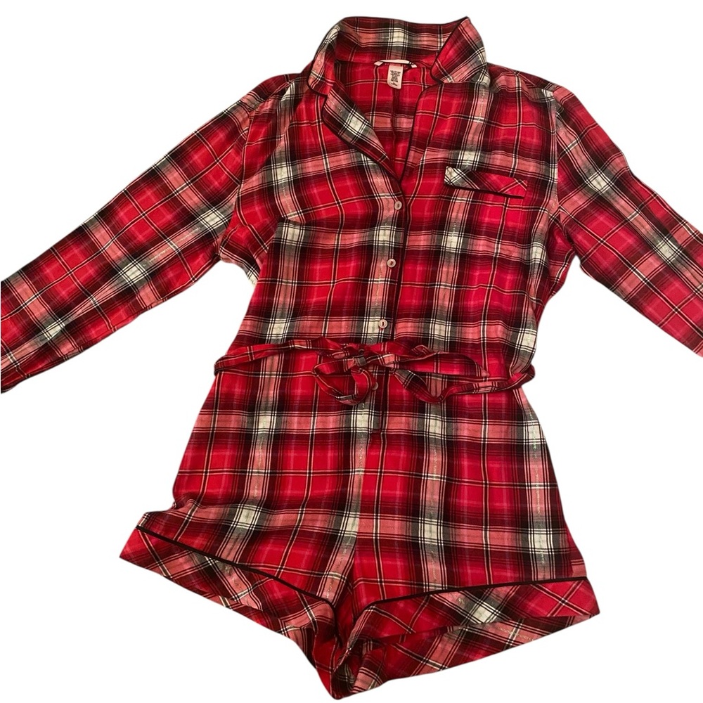 Victoria secret Christmas pajamas (m)
